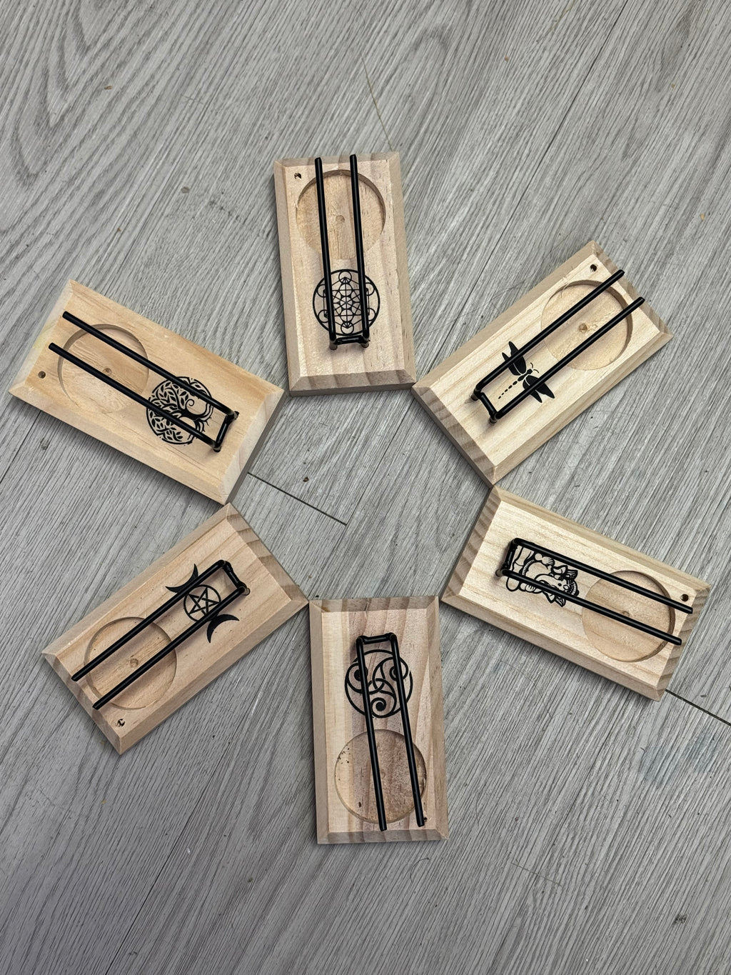 Porta Palo Santo de Madera | Soporte para Incienso y Limpieza Energética