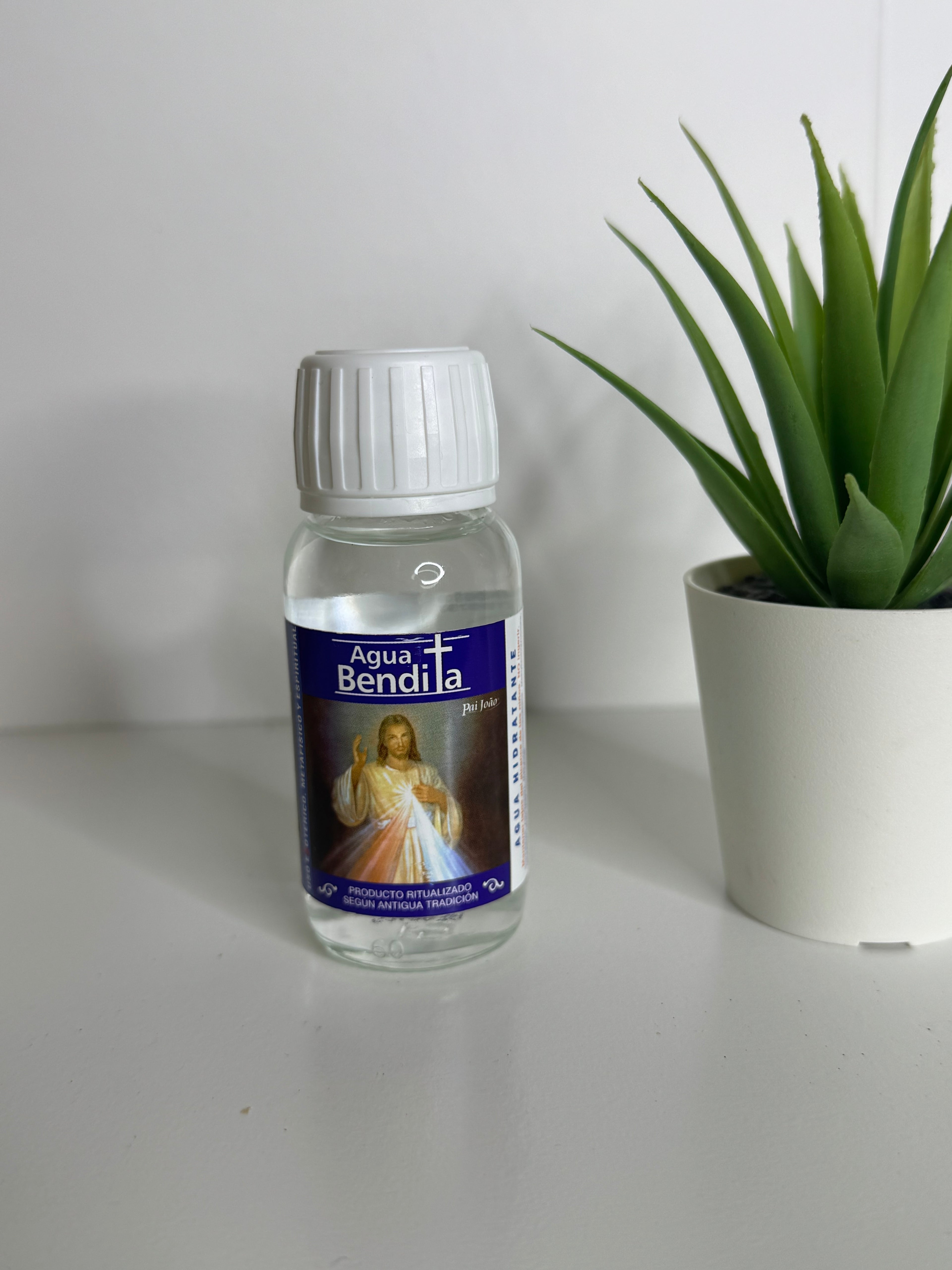 Agua Bendita Ritualizada – Limpieza, Protección y Bendición