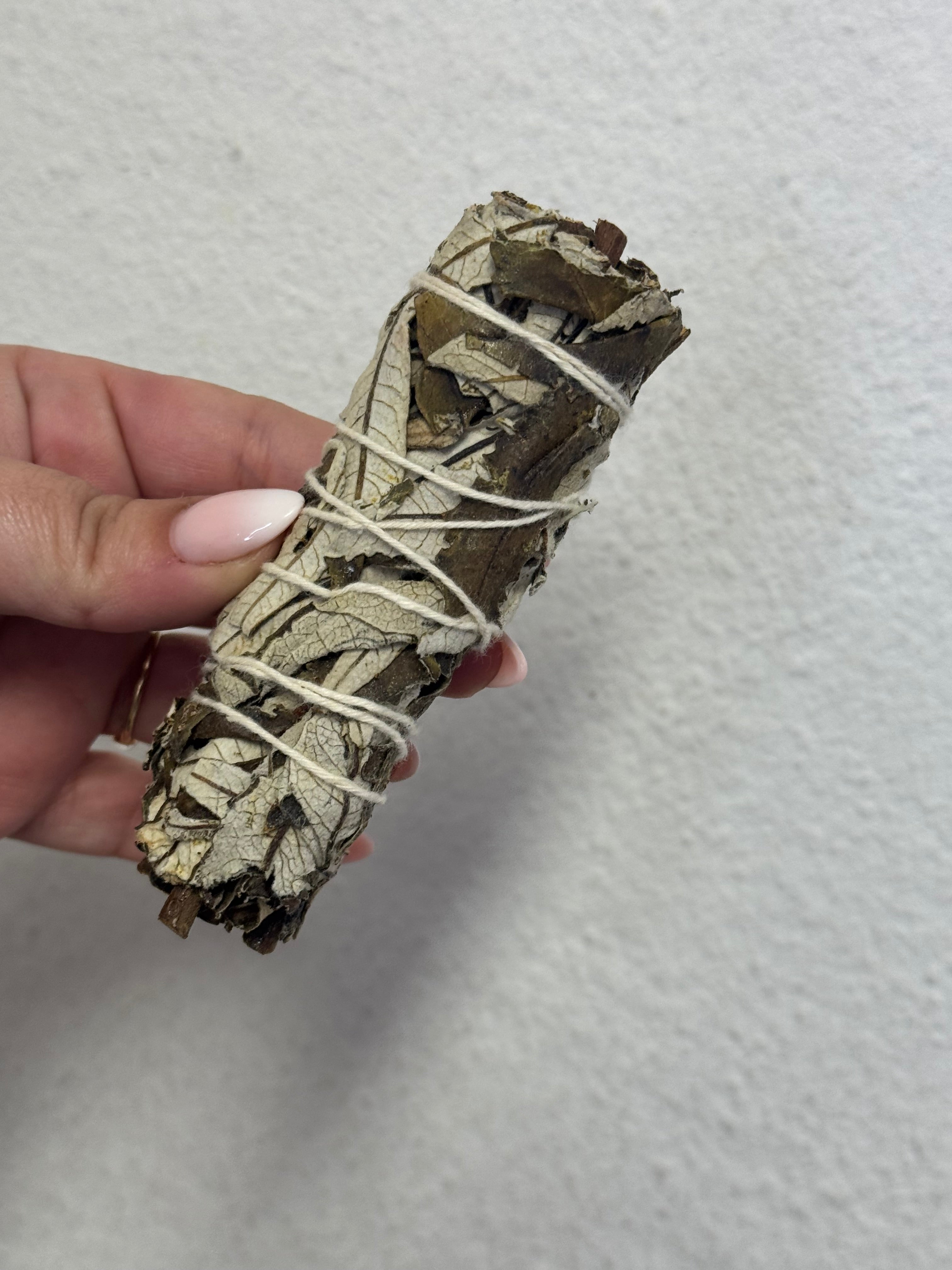 Atado Yerba Santa