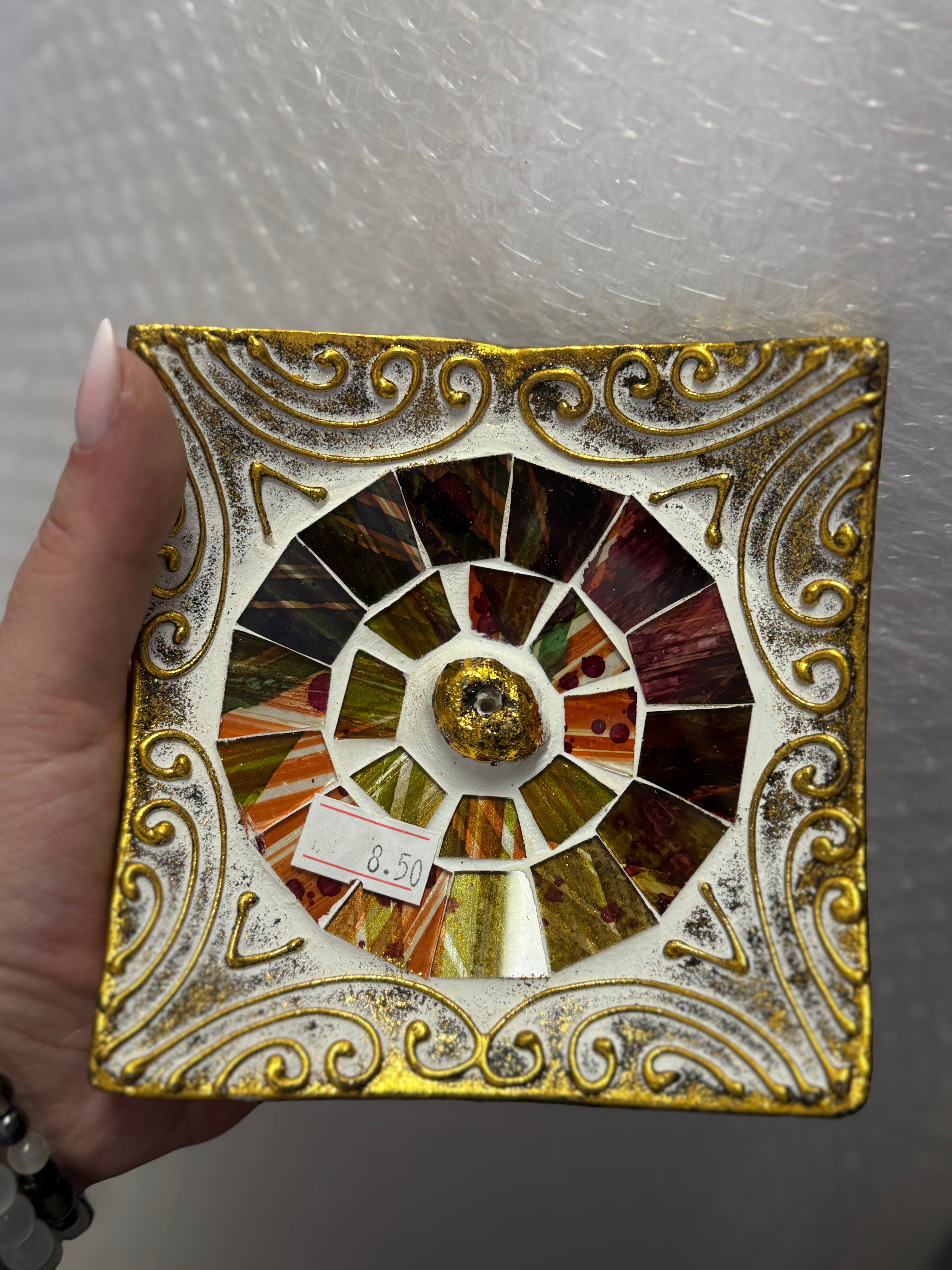 Quemador de Incienso Decorativo – Mosaico Espiritual Premium