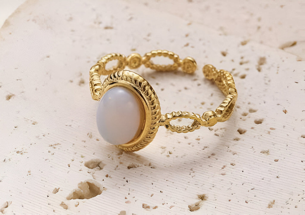 Anillo acero inoxidable dorado minerales ajustable