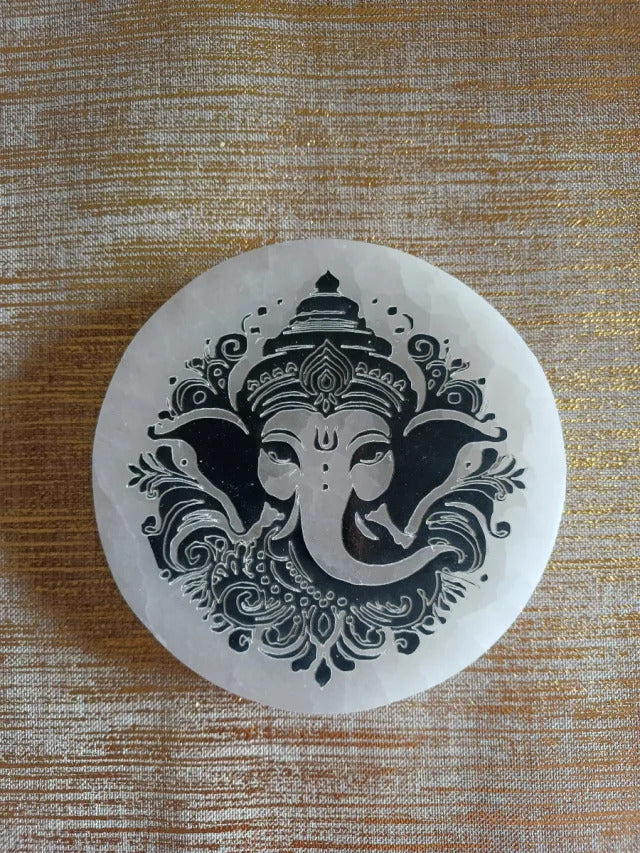Placa de Selenita - 10cm diámetro distintos motivos